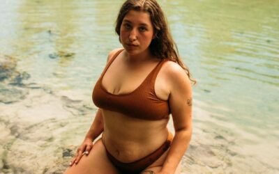 Les bienfaits d’un bon soutien de la poitrine pour les maillots de bain grande taille
